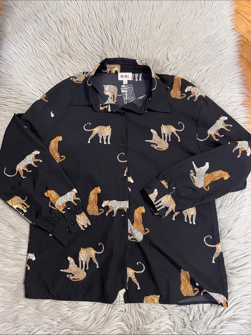 BiBi Black Button-Up Shirt with Gold and White Leopard Print